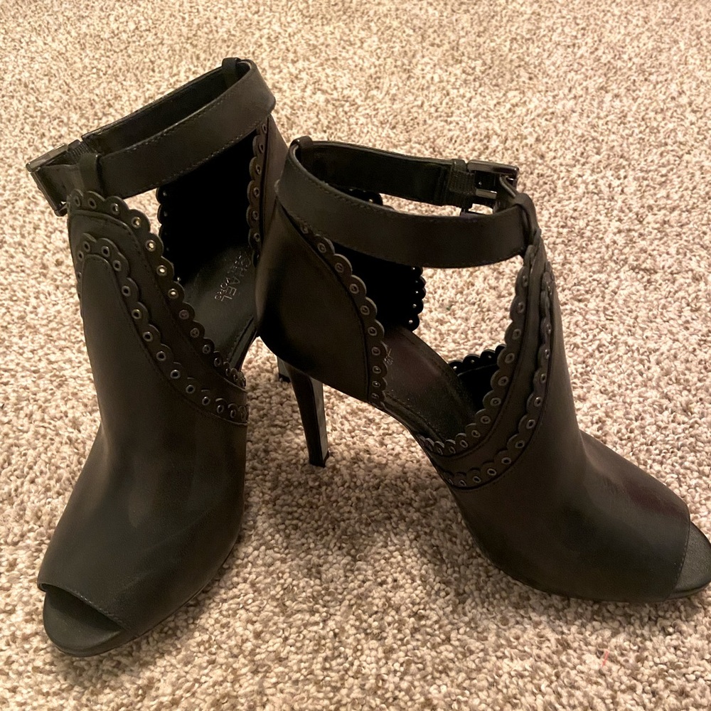 Michael Kors Black Ankle Peep Toe Heel!